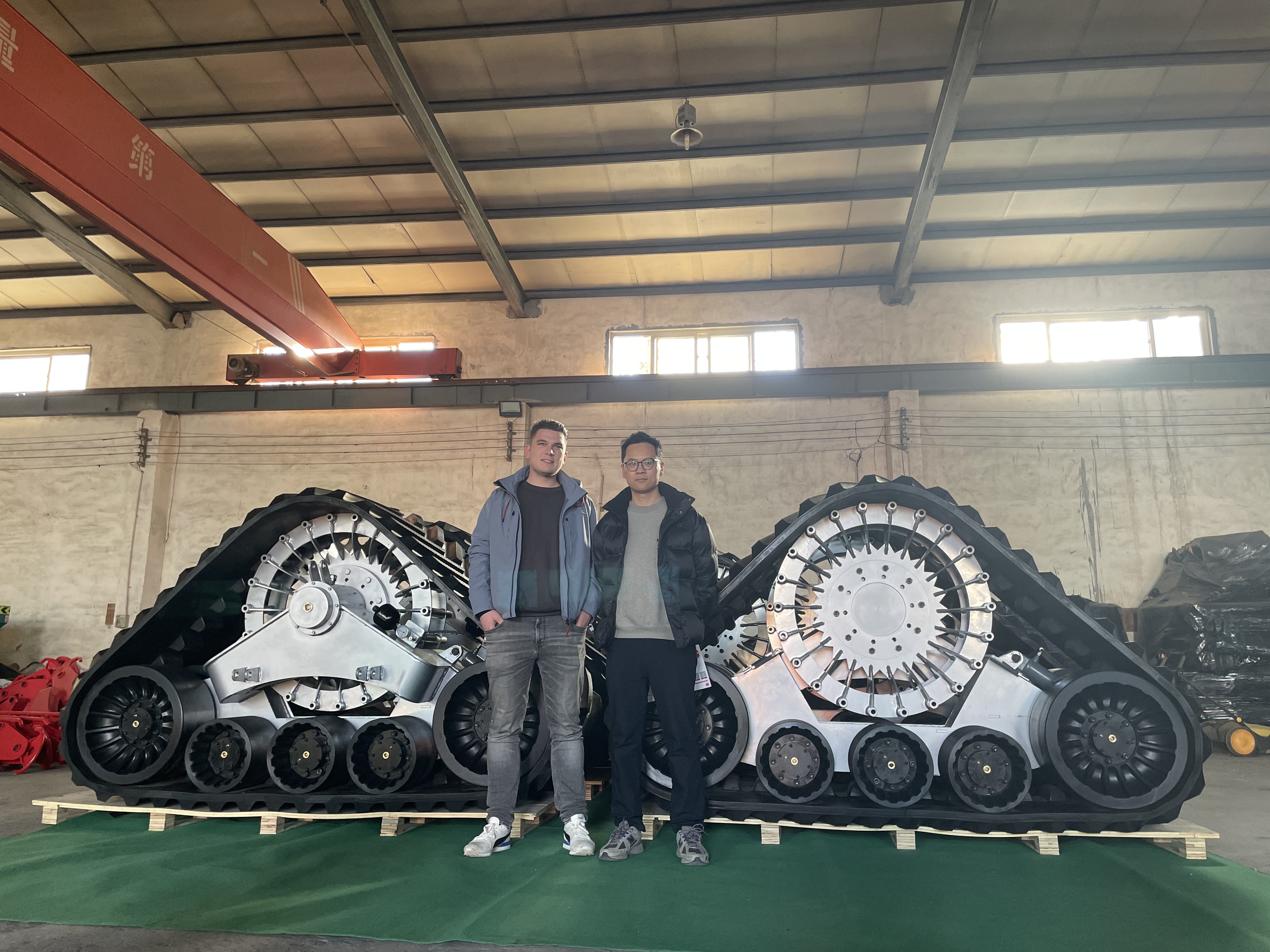 Bolin Triangulum Half Track For Combine Harvester Shipping To Germany